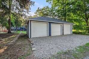 Exterior - Charming house in fabulous Daraga perfect for your next getaway (Daraga)