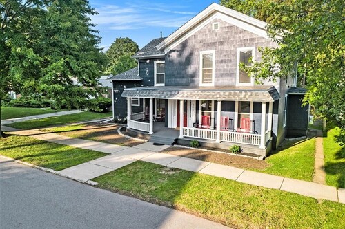 Charming house in fabulous Daraga perfect for your next getaway