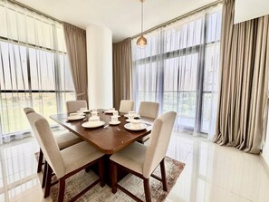 Dining - Bright and Airy 2BR Full Park View (Dubai)