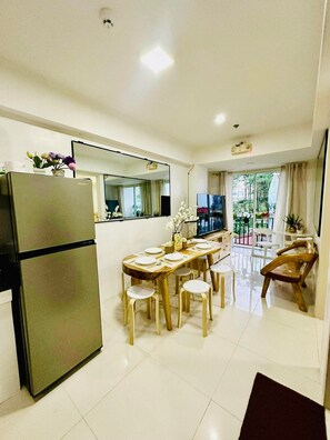 Interior - Serene 2-bedroom Burnham Hill Condo in lovely Baguio City perfect for relaxing (Baguio City)