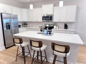 Microwave, oven, stovetop, dishwasher - Coastal Retreat/1 Mile to Beach/Pool/Golf Cart Available (Panama City Beach)