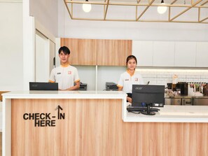Lobby - B2 Resort Boutique And Budget Hotel (Chiang Mai)