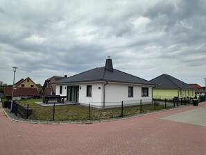 Exterior - Special accommodation with its very own style, modern and lovingly furnished, (Samtens)