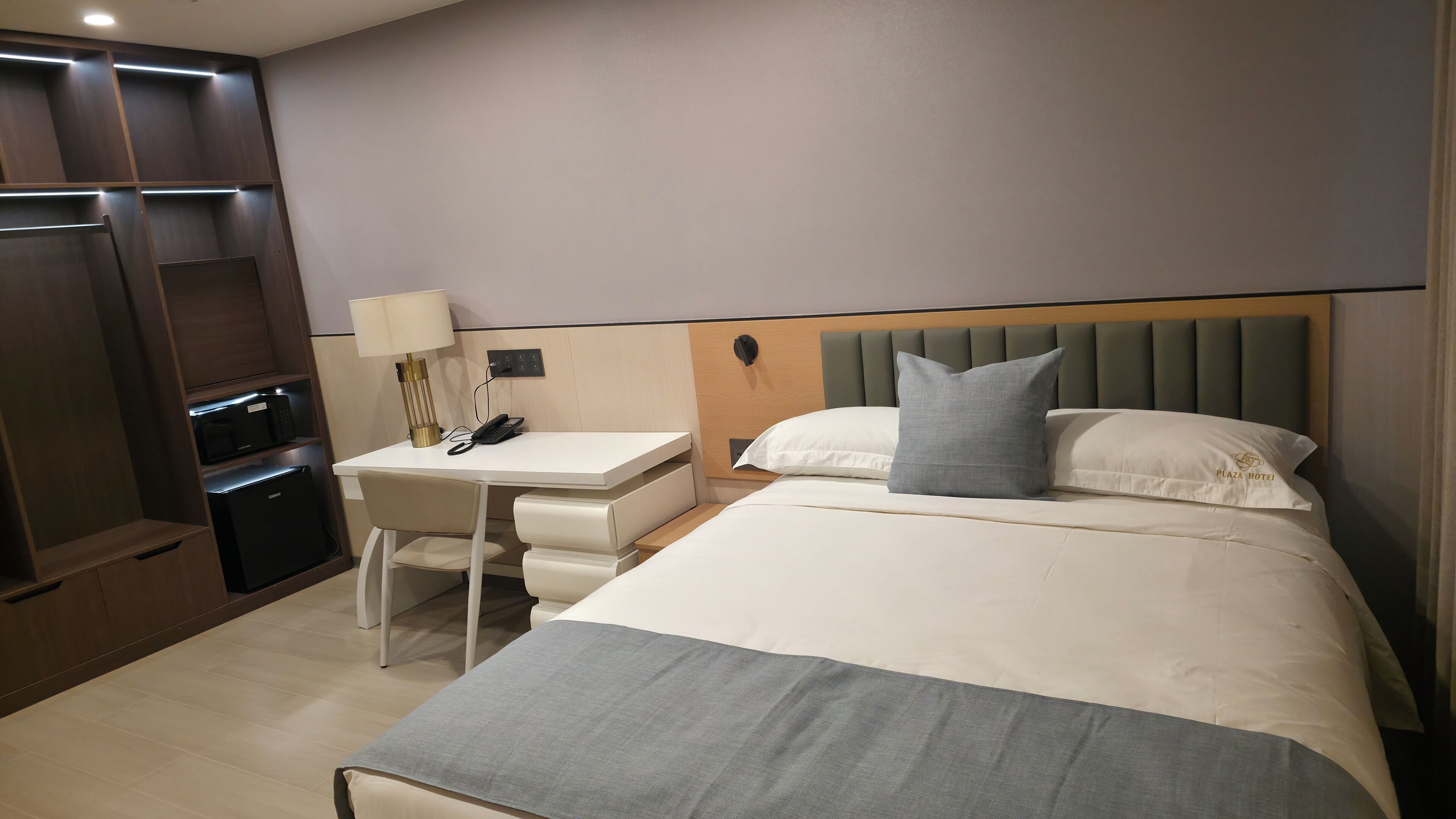 Executive-enkeltværelse - 1 queensize-seng | Pengeskab på værelset, mørklægningsgardiner, strygejern/strygebræt