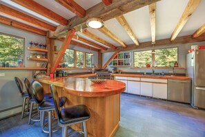 Fridge, microwave, oven, stovetop - Secluded 3BR Pet Friendly Home! [Pine Reflections] (Bar Harbor)