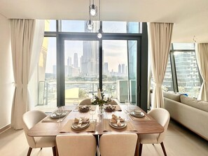 Dining - Luxury 2BR with Full Burj Khalifa View (Dubai)