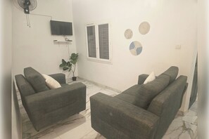 Interior - studio Meliro  (Dakar)