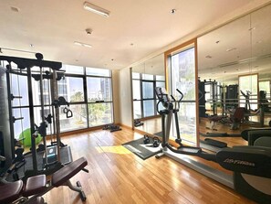 Fitness facility - Warm & Stylish Studio with Balcony (Dubai)