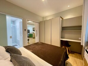 2 chambres, fer et planche à repasser, accès Internet, draps fournis