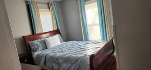4 habitaciones, tabla de planchar con plancha y wifi gratis 