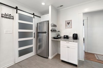 Mara Retreat : Unit A: Fire Pit-Grill-Groups-Patio-Games-Ping Pong Table