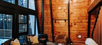 Renovated A-Frame Ski & Sauna Retreat + Hot Tub Near Mt Snow + Stratton
