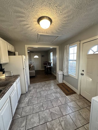Interior. Red Brush Cottage Property