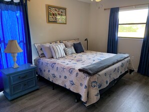 3 quartos, ferros/tábuas de passar roupa, Wi-Fi, roupa de cama