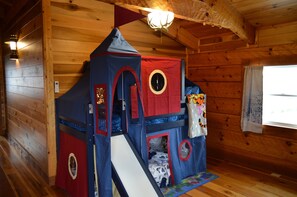 5 chambres, accès au Wi-Fi (inclus), literie fournie