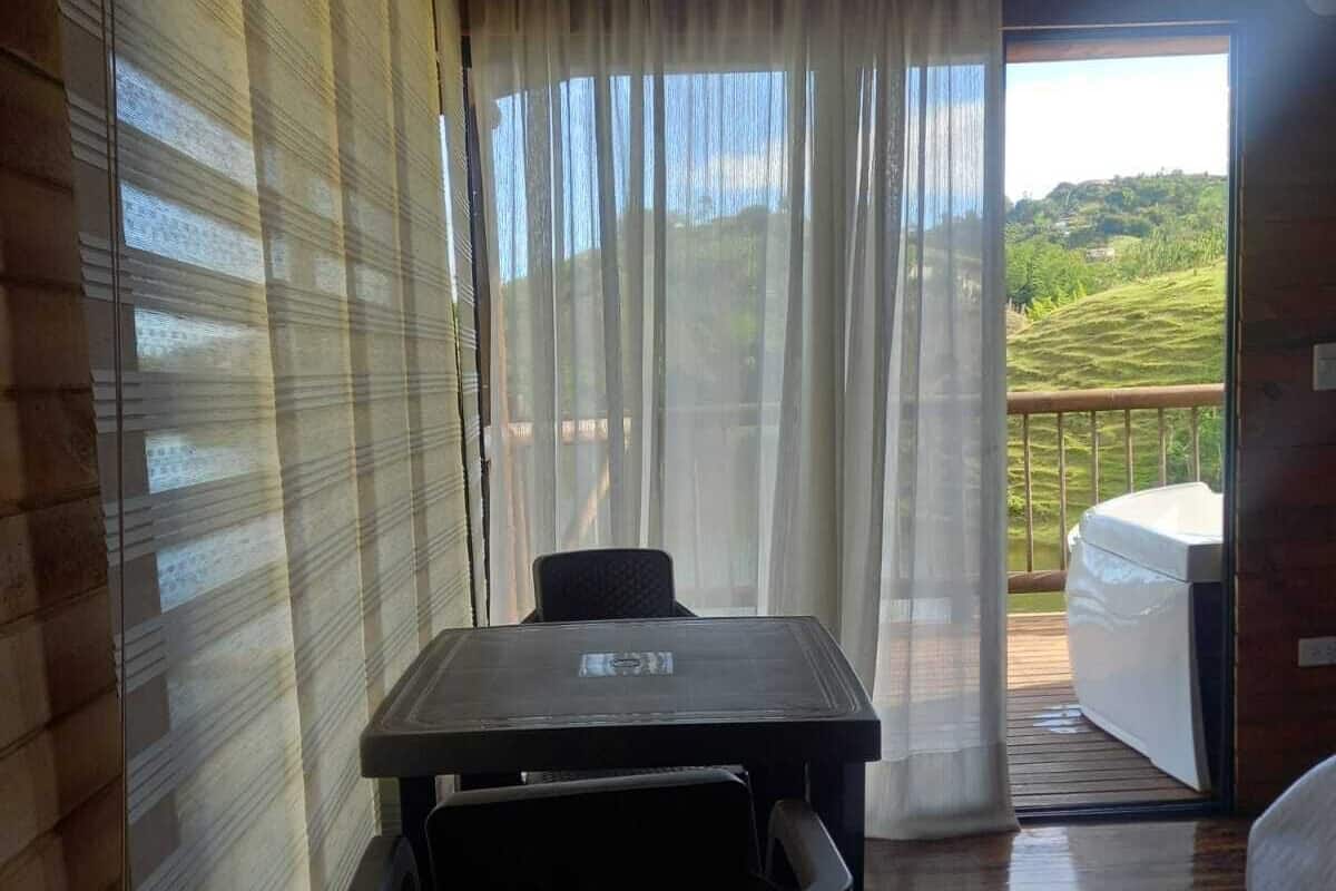 Exclusief huisje, balkon, uitzicht op meer | Gratis wifi, beddengoed