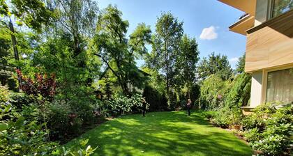 Luxury apartment 3 bedrooms, 3 bathrooms, 145 sqm, 3rd floor with elevator