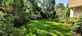 Luxury apartment 3 bedrooms, 3 bathrooms, 145 sqm, 3rd floor with elevator