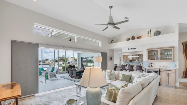 Smart TV, computer monitors, printers - Punta Gorda Isles Private Pool Vacation Home - Waterfront Canal Views (Punta Gorda)
