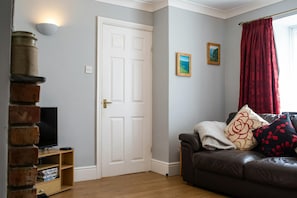 3 bedrooms, Internet - Roselea Cottage Tenby (Tenby)