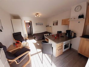 1 bedroom - Lovely studio apartment on Mt St Martin, near the port of Cap d'Agde (LE CAP D AGDE)