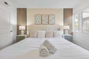 1 sovrum, skrivbord, strykjärn/strykbräda och wi-fi