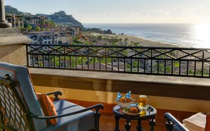 Property grounds - Ocean View Suite, Gated Community, Marbel Bathrooms, Kitchenette, All Icl Option (Cabo San Lucas)