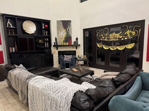 Interior - Texas-Tuscan three-acre estate with custom pool 15 mins from Downtown Houston (Brookside Village)