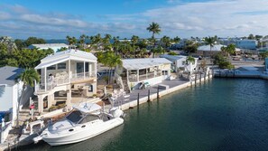 Marina - Canalfront Keys Home - Dock for 35' Boat, Large Porch, Big Yard & Quick Access to Open Water (Cudjoe Key)