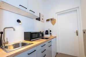 Mikrobølgeovn og kokeplater