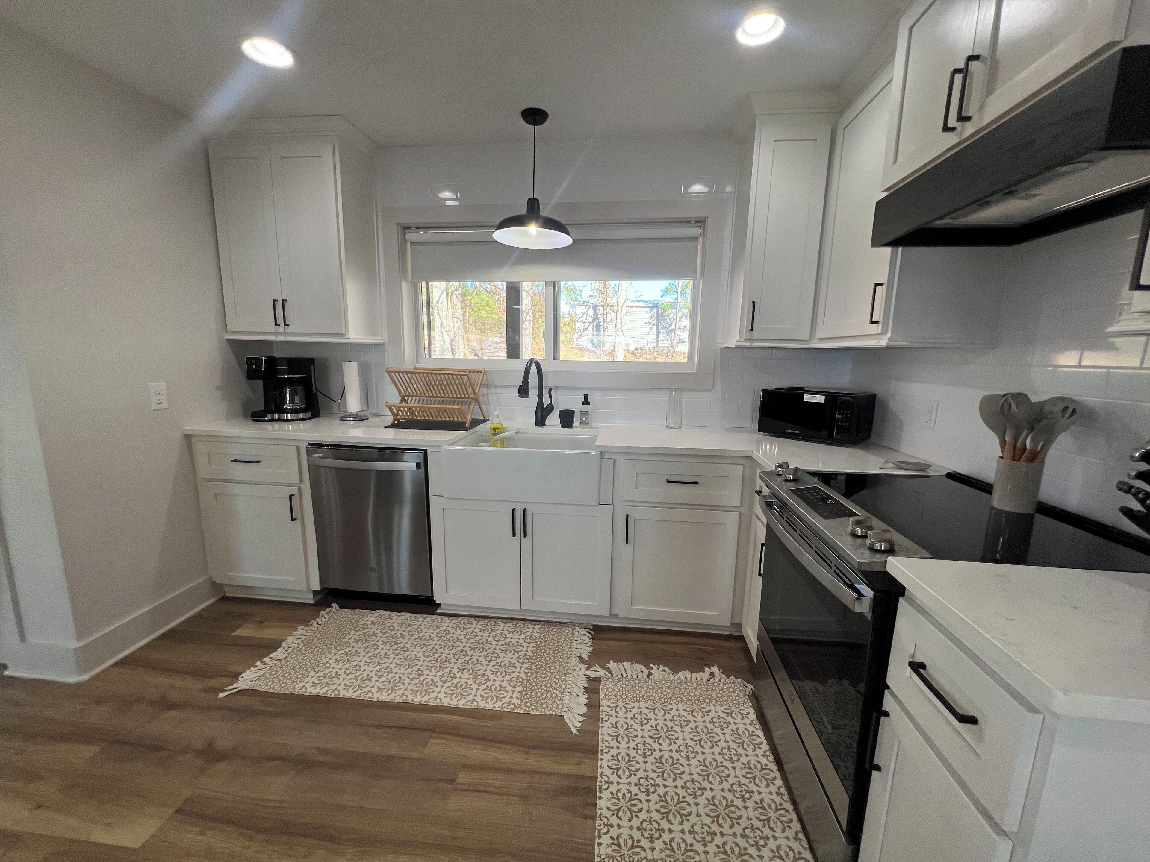 微波炉、烤箱、炉灶、洗碗机