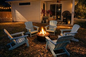 Terrace/patio - Walk to downtown, Cozy cottage designed for comfort! (St. Augustine)