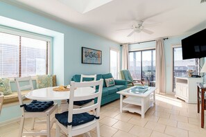 Smart TV - Welcome to Summer Breeze located in North Myrtle Beach! 3 bedroom 2.5 bath condo (North Myrtle Beach)