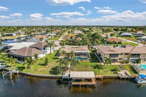 Exterior - Waterfront Bliss with Pool, Spa & Gulf Access - Paradise on the Canal - Roelens (Cape Coral)