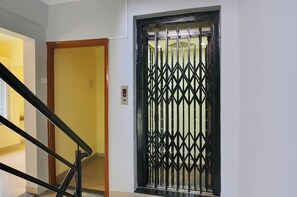 Elevator - Fabhotel Shravani Residency (Pune)