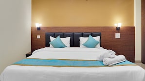 Deluxe Room - Fabhotel Shravani Residency (Pune)