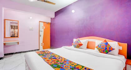 Fabhotel Triotel Inn