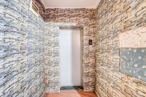 Lobby - Fabhotel Triotel Inn (Ranchi)