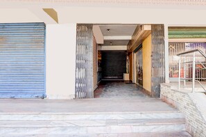 Property entrance - Fabhotel Triotel Inn (Ranchi)