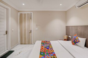 埃及棉床单、高档床上用品、客房内保险箱、免费 WiFi