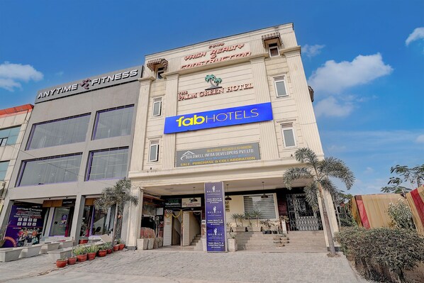 Exterior - Fabhotel Palm Green (Faridabad)