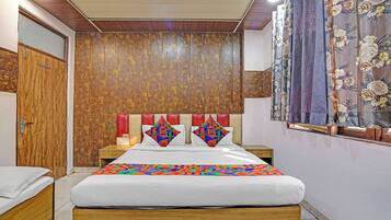 Deluxe Room | Egyptian cotton sheets, premium bedding, in-room safe, free WiFi