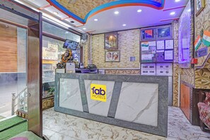 Reception - Fabhotel Kg Palace (New Delhi)