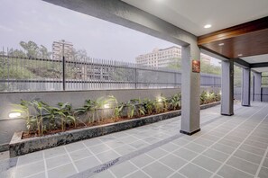 Free self parking - Fabhotel Opulence Stay (Nashik)