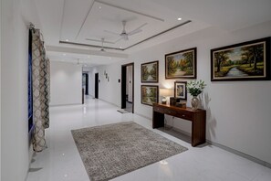 Lobby - Fabhotel Opulence Stay (Nashik)