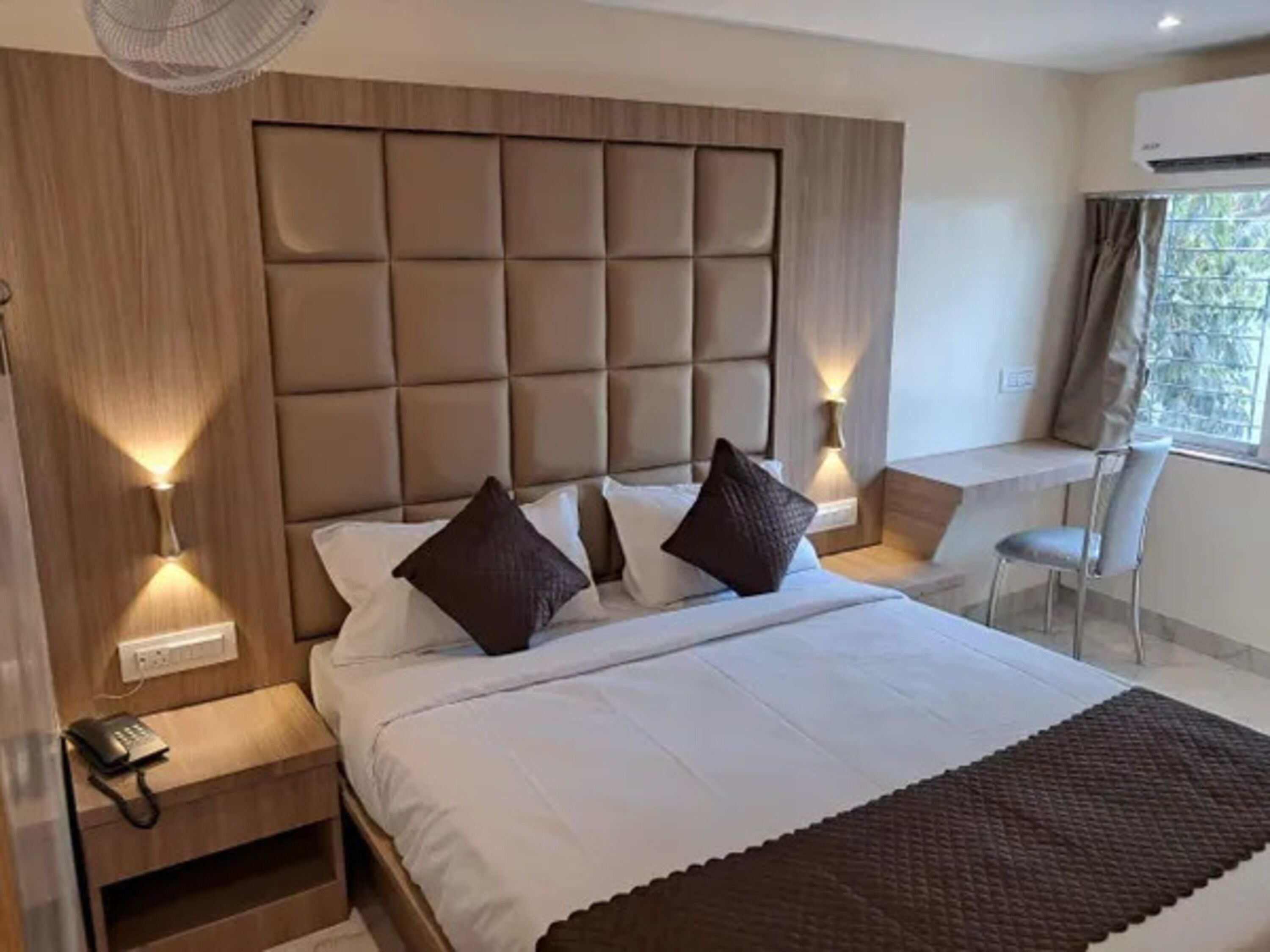 Deluxe Room | Egyptian cotton sheets, premium bedding, free WiFi, bed sheets