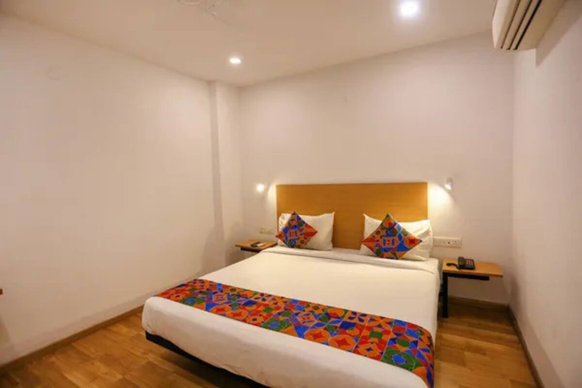 Deluxe Room | Egyptian cotton sheets, premium bedding, in-room safe, free WiFi