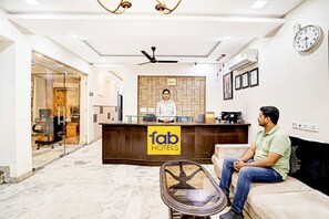 Reception - FabHotel Comfort Stay I - 700m from Metro Multispeciality Hospital Noida (Noida)