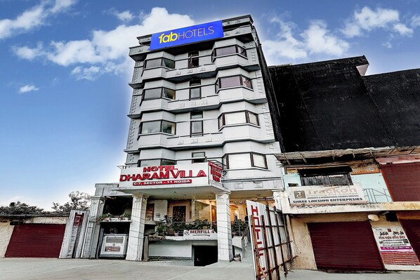 Exterior - Fabhotel Comfort Stay I (Noida)