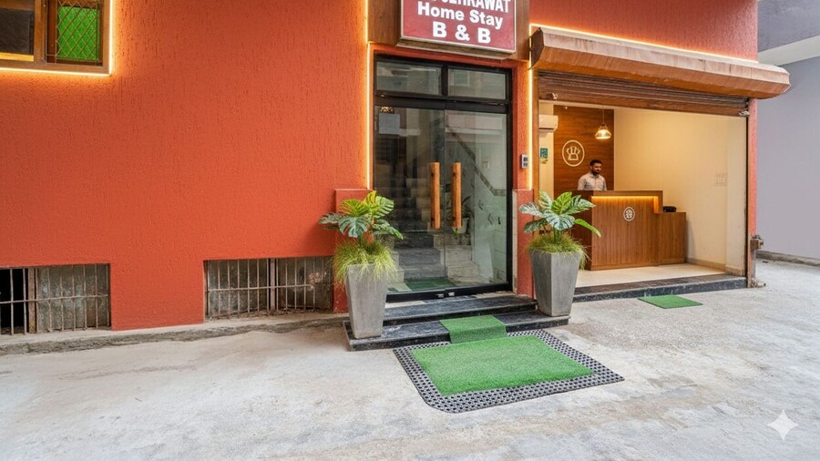 Fabhotel Sehrawat